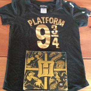 Harry Potter Girls Platform 9 3/4 Shirt Size Med